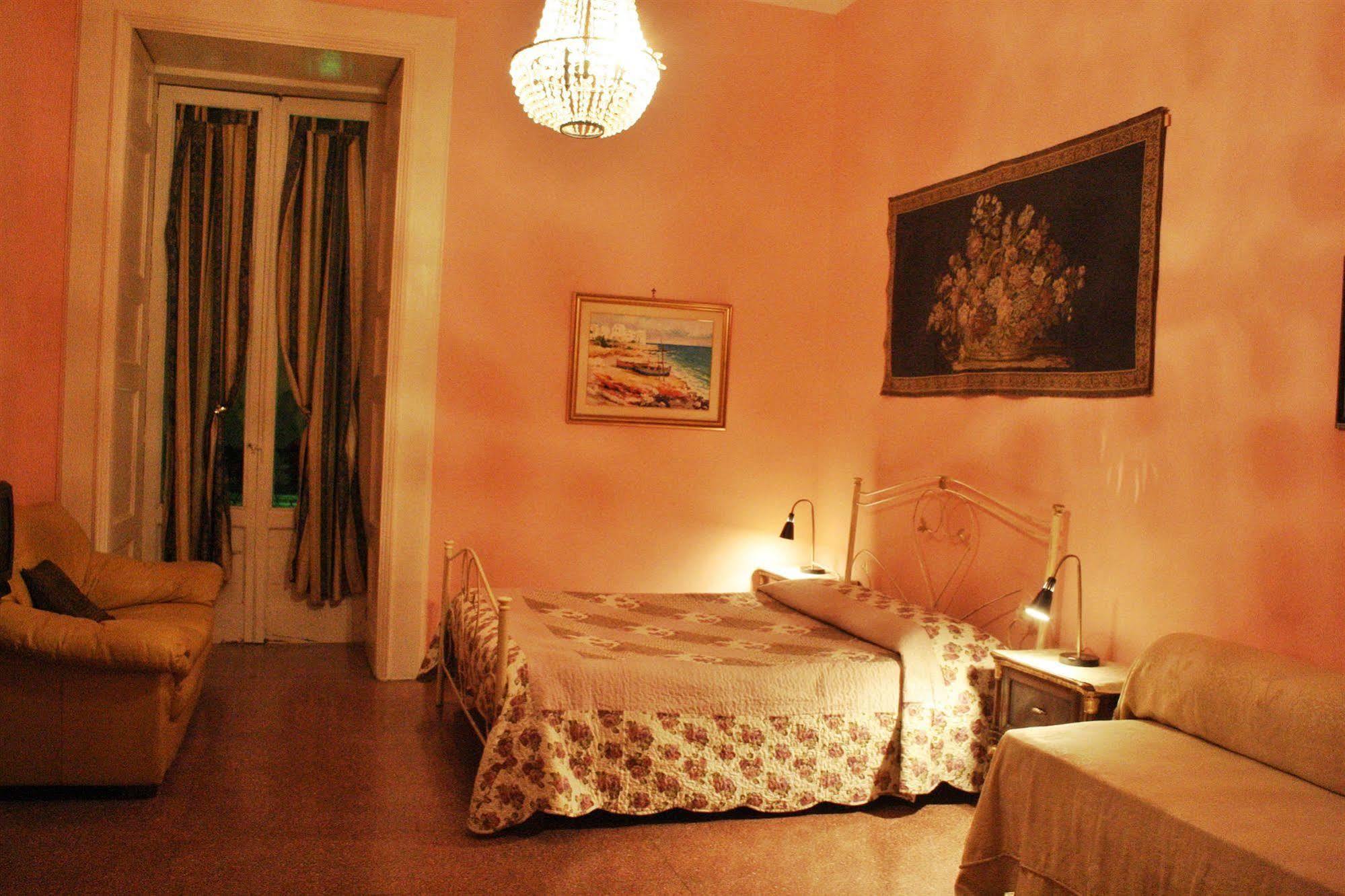 Palazzo Belli B&B Lecce Extérieur photo