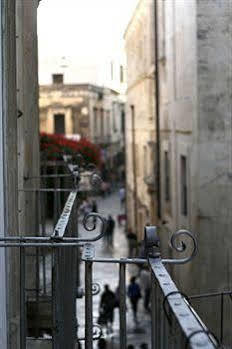 Palazzo Belli B&B Lecce Extérieur photo